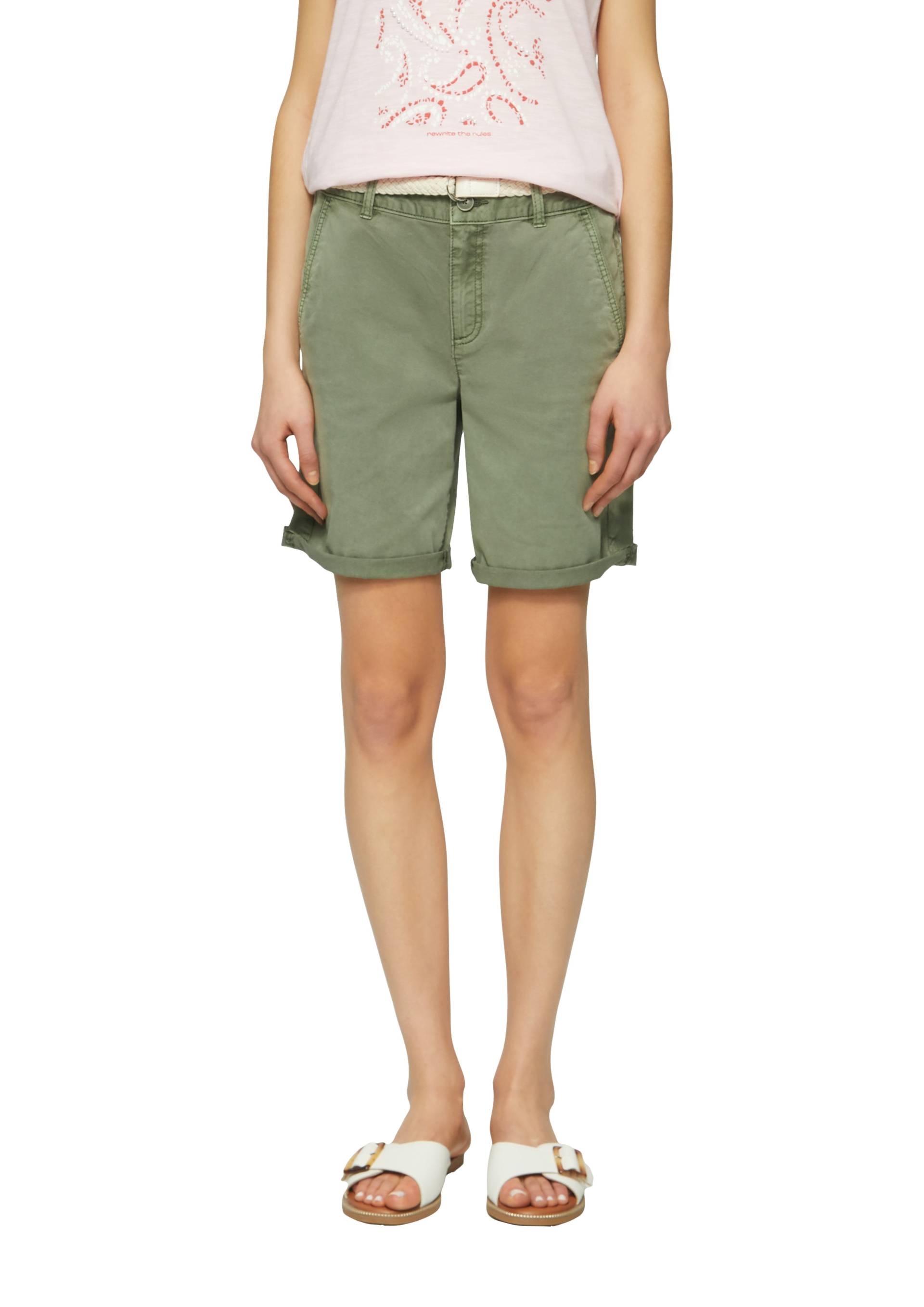 s.Oliver Chinoshorts, mit geflochtenem Gürtel s.Oliver Chinoshorts, mit geflochtenem Gürtel von s.Oliver