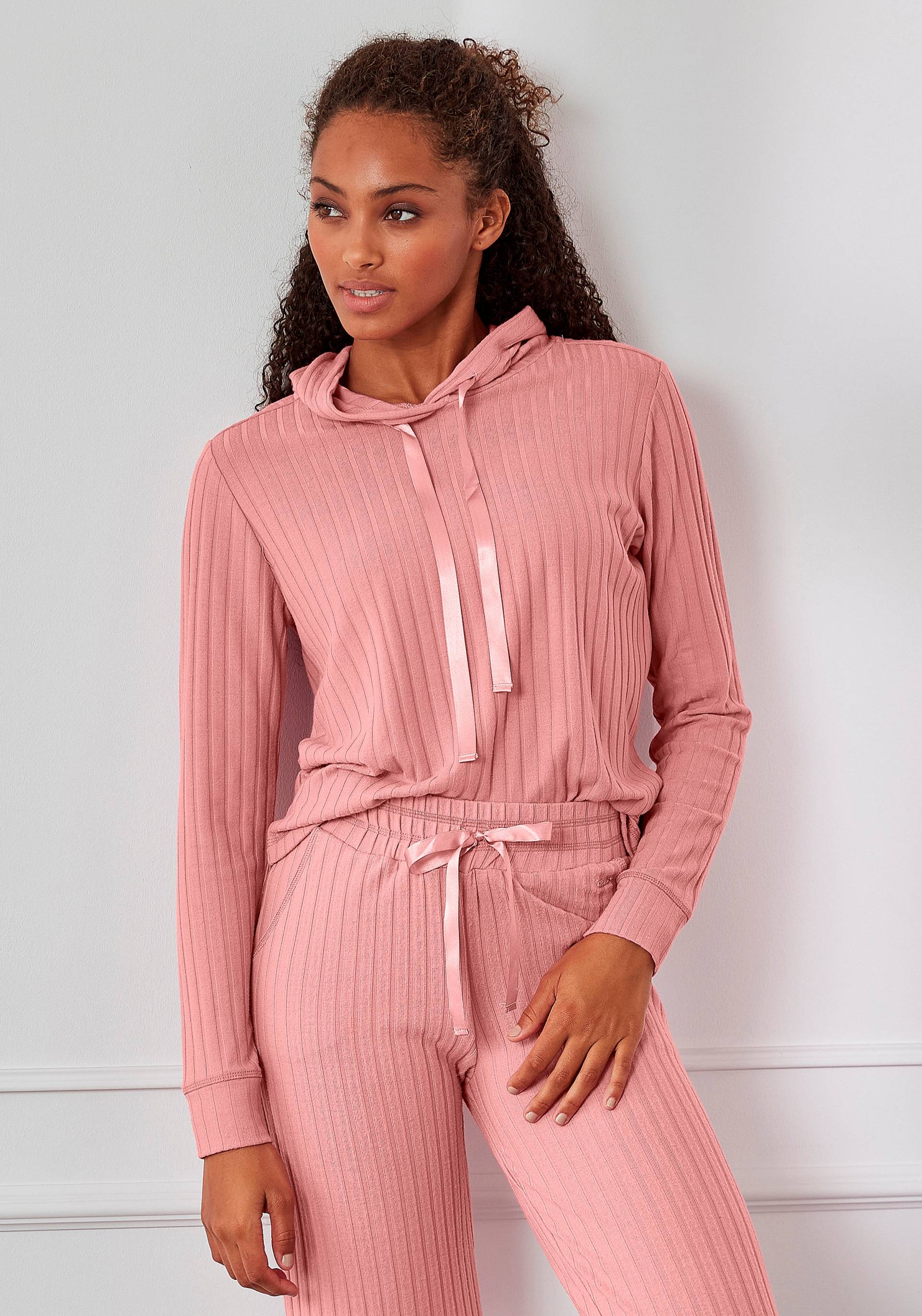 s.Oliver Langarmshirt, Kapuze mit Satinband s.Oliver Langarmshirt, Kapuze mit Satinband von s.Oliver