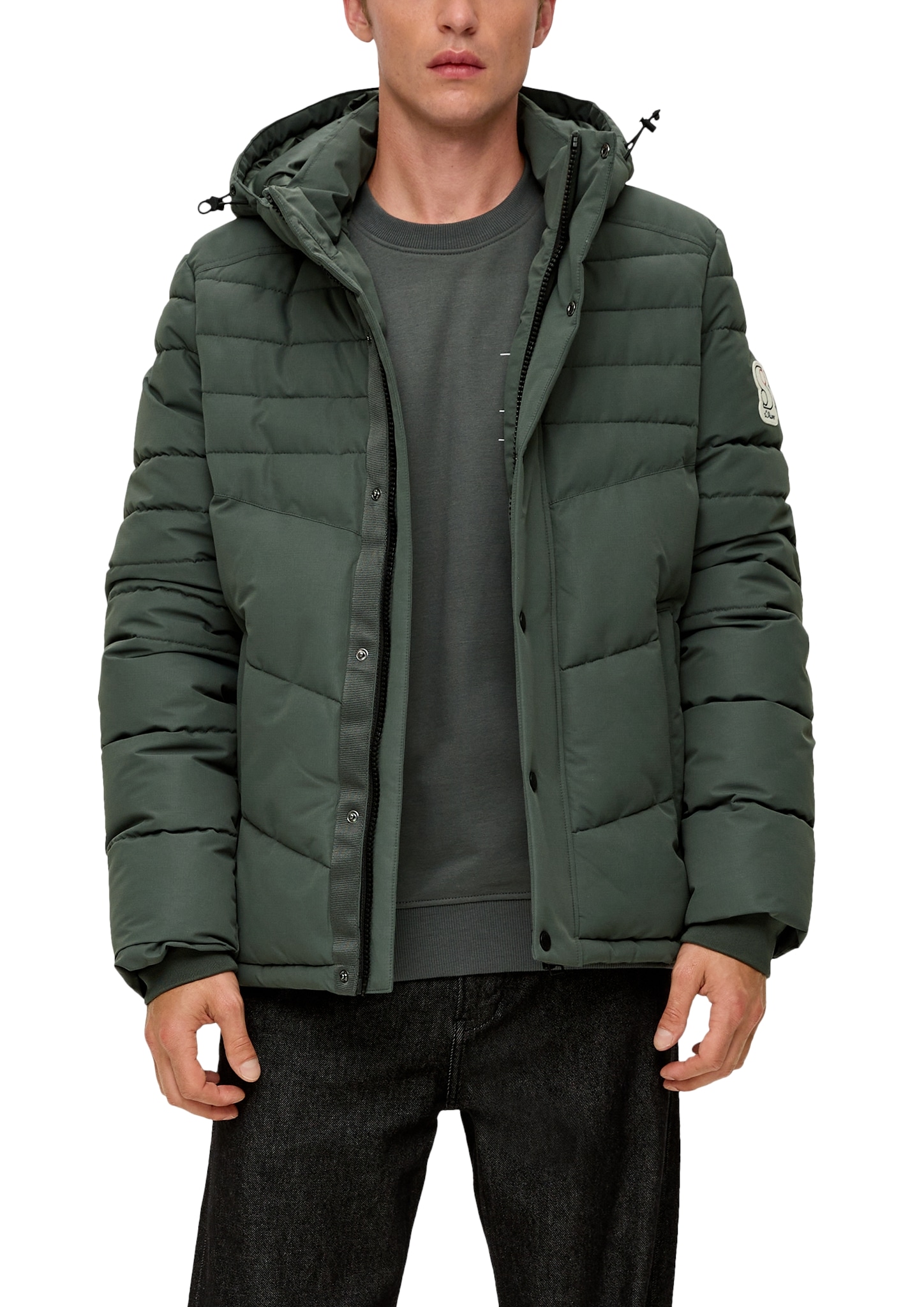 s.Oliver Outdoorjacke, mit Kapuze, mit Label-Patch am Arm von s.Oliver