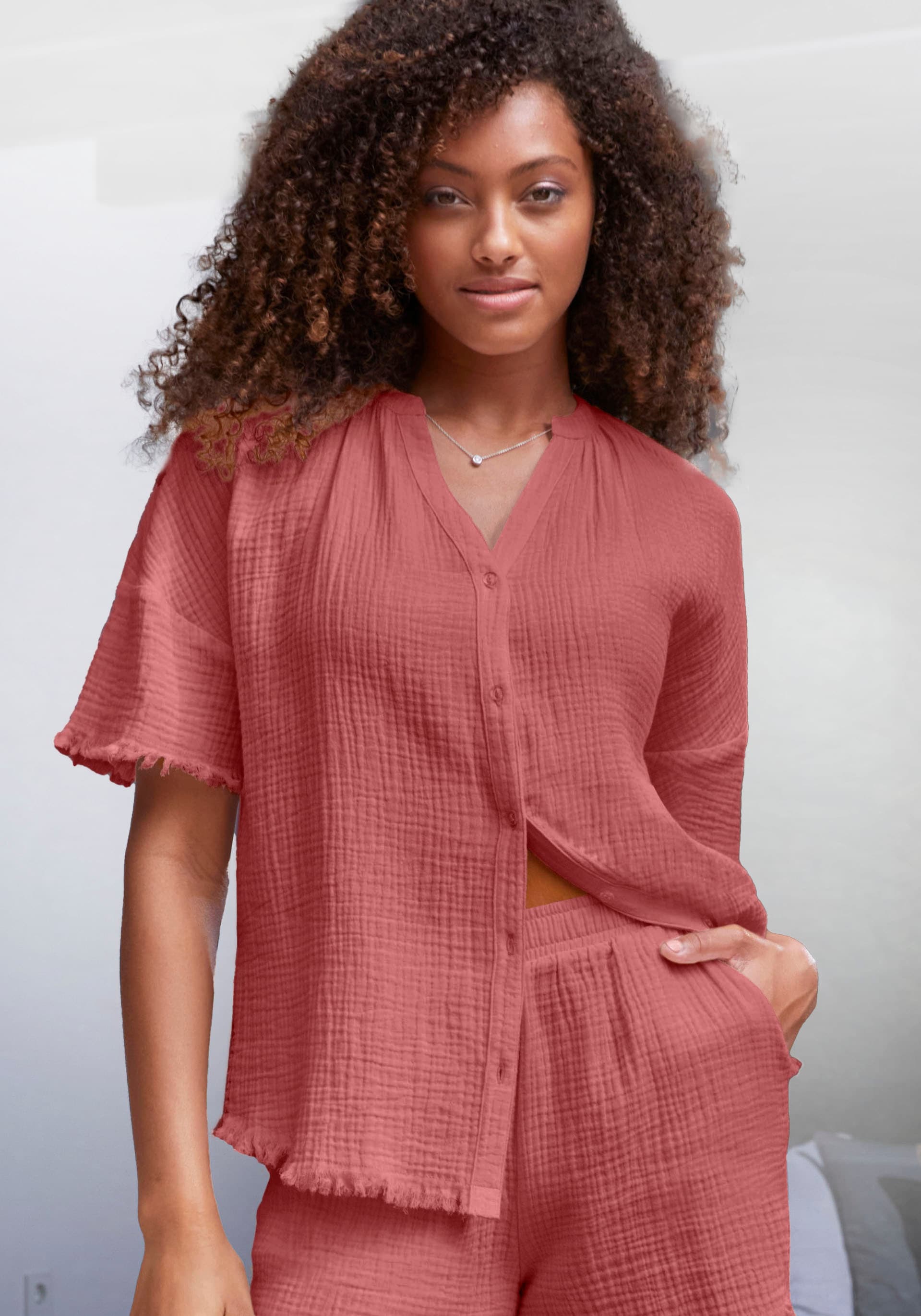 s.Oliver Pyjamaoberteil, aus gewebtem Musselinstoff s.Oliver Pyjamaoberteil, aus gewebtem Musselinstoff von s.Oliver