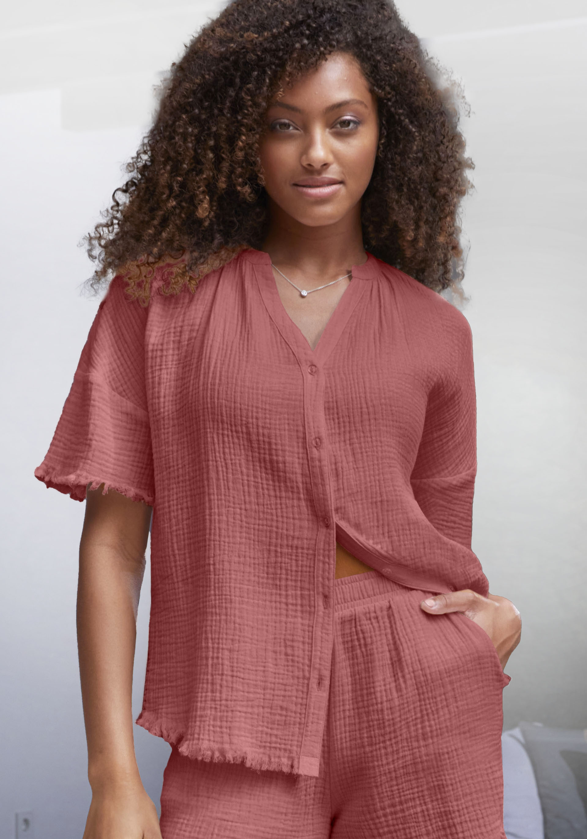 s.Oliver Pyjamaoberteil, aus gewebtem Musselinstoff s.Oliver Pyjamaoberteil, aus gewebtem Musselinstoff von s.Oliver