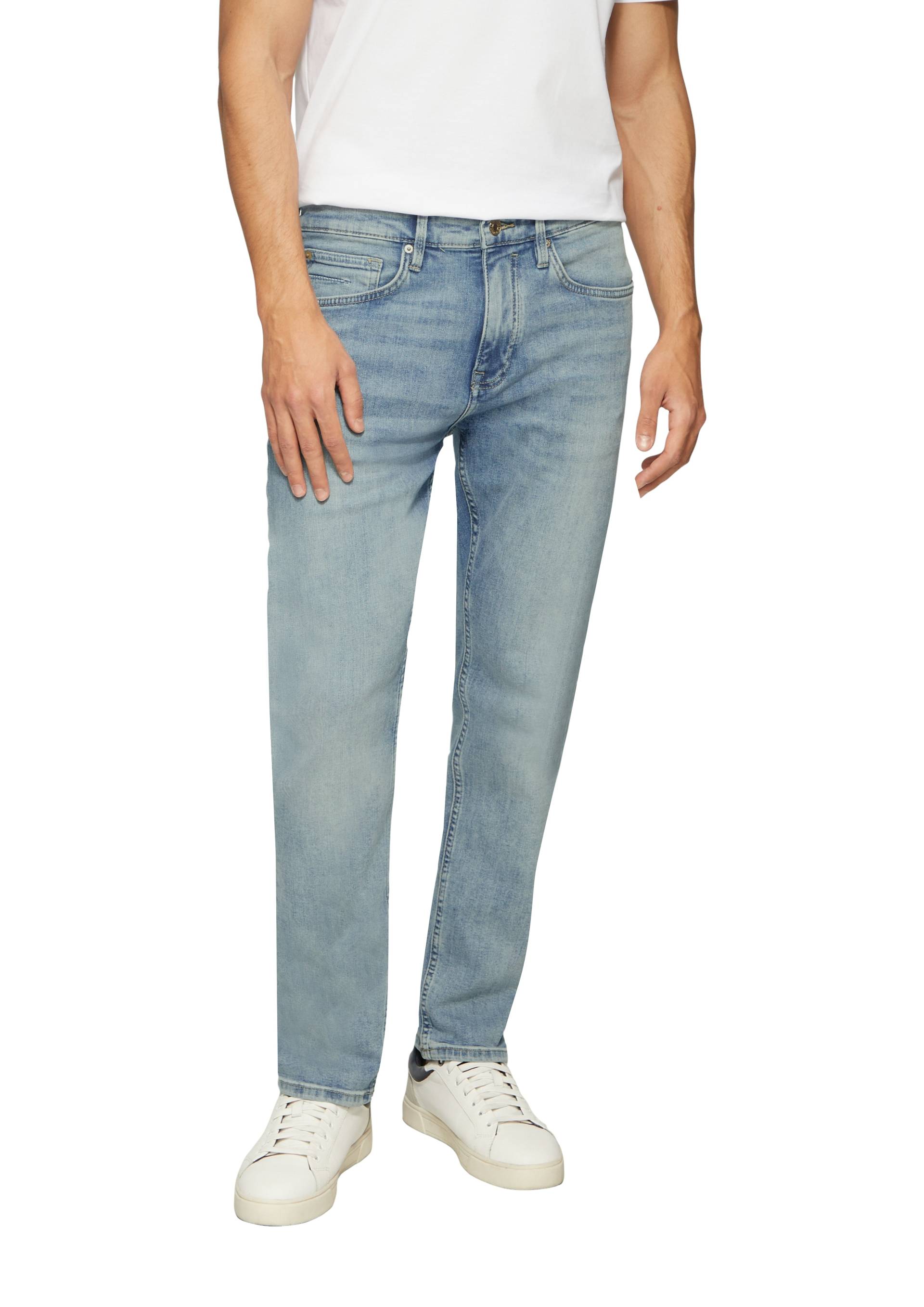 s.Oliver Slim-fit-Jeans, in mittelblauer Waschung s.Oliver Slim-fit-Jeans, in mittelblauer Waschung von s.Oliver