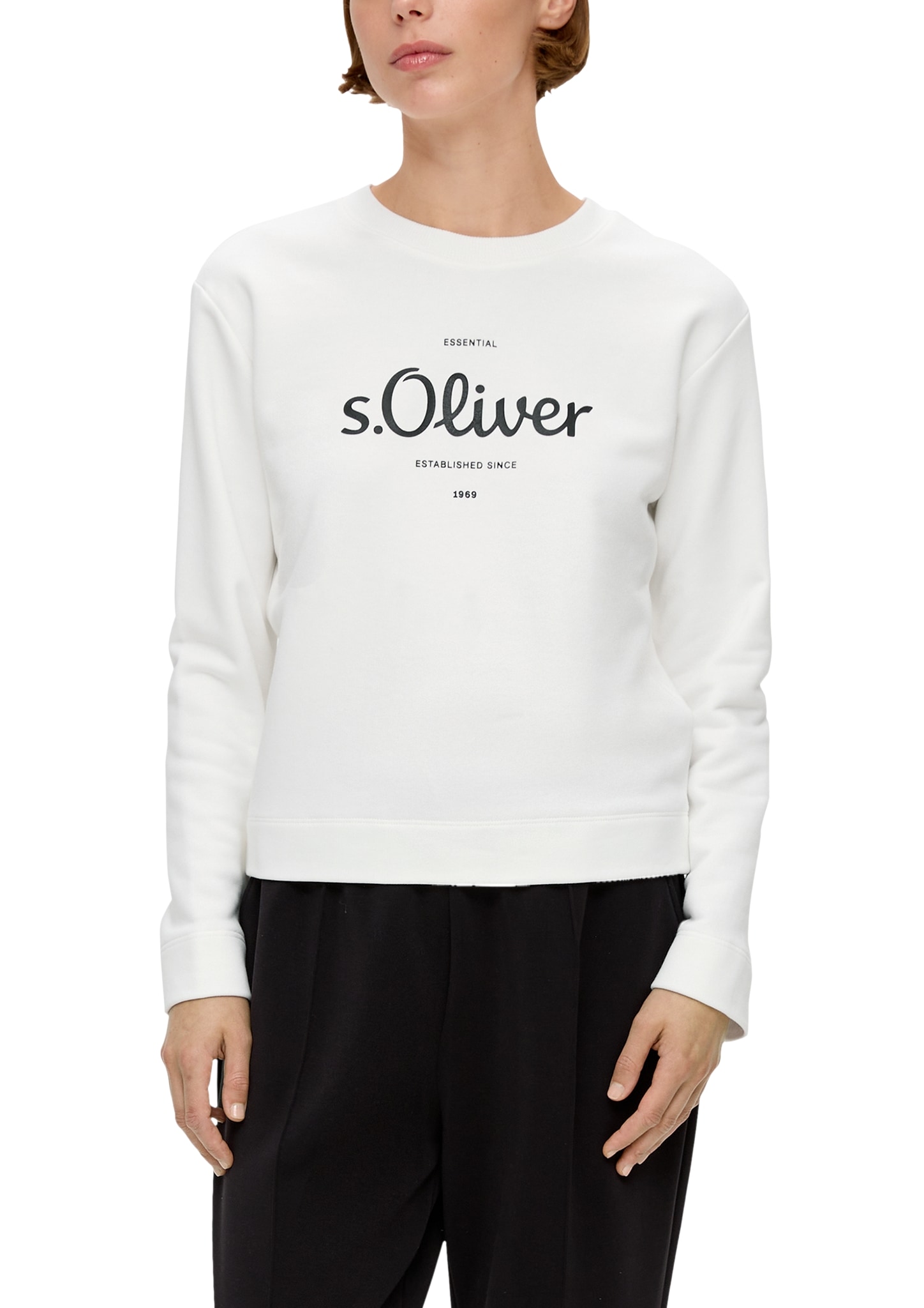 s.Oliver Sweatshirt, mit dem Logonamen vorne von s.Oliver