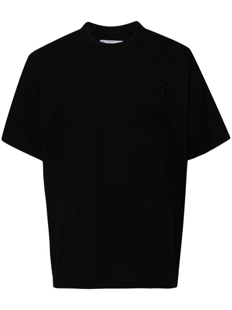 sacai embroidered-logo cotton T-shirt - Black von sacai