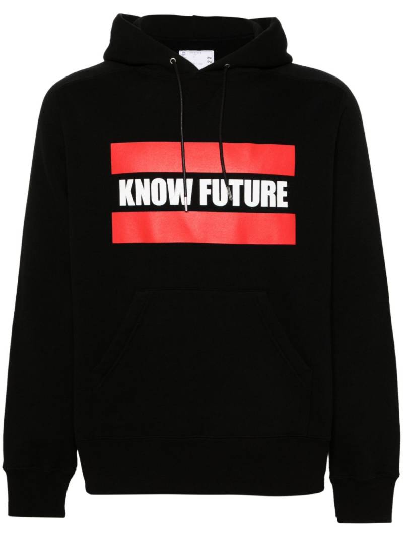 sacai slogan-print cotton hoodie - Black von sacai