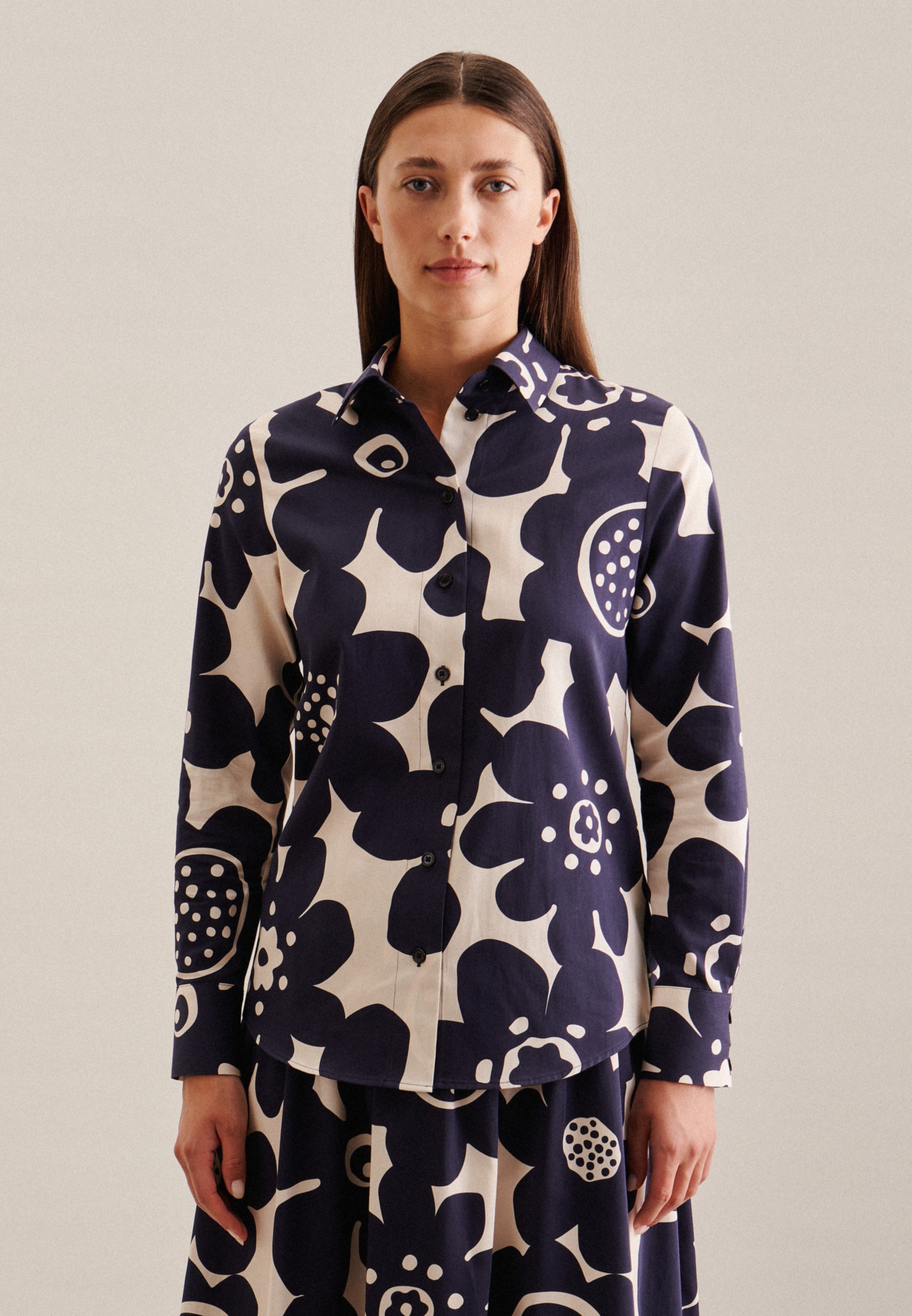 seidensticker Hemdbluse »Schwarze Rose«, Langarm Kragen Floral seidensticker Hemdbluse »Schwarze Rose«, Langarm Kragen Floral von seidensticker