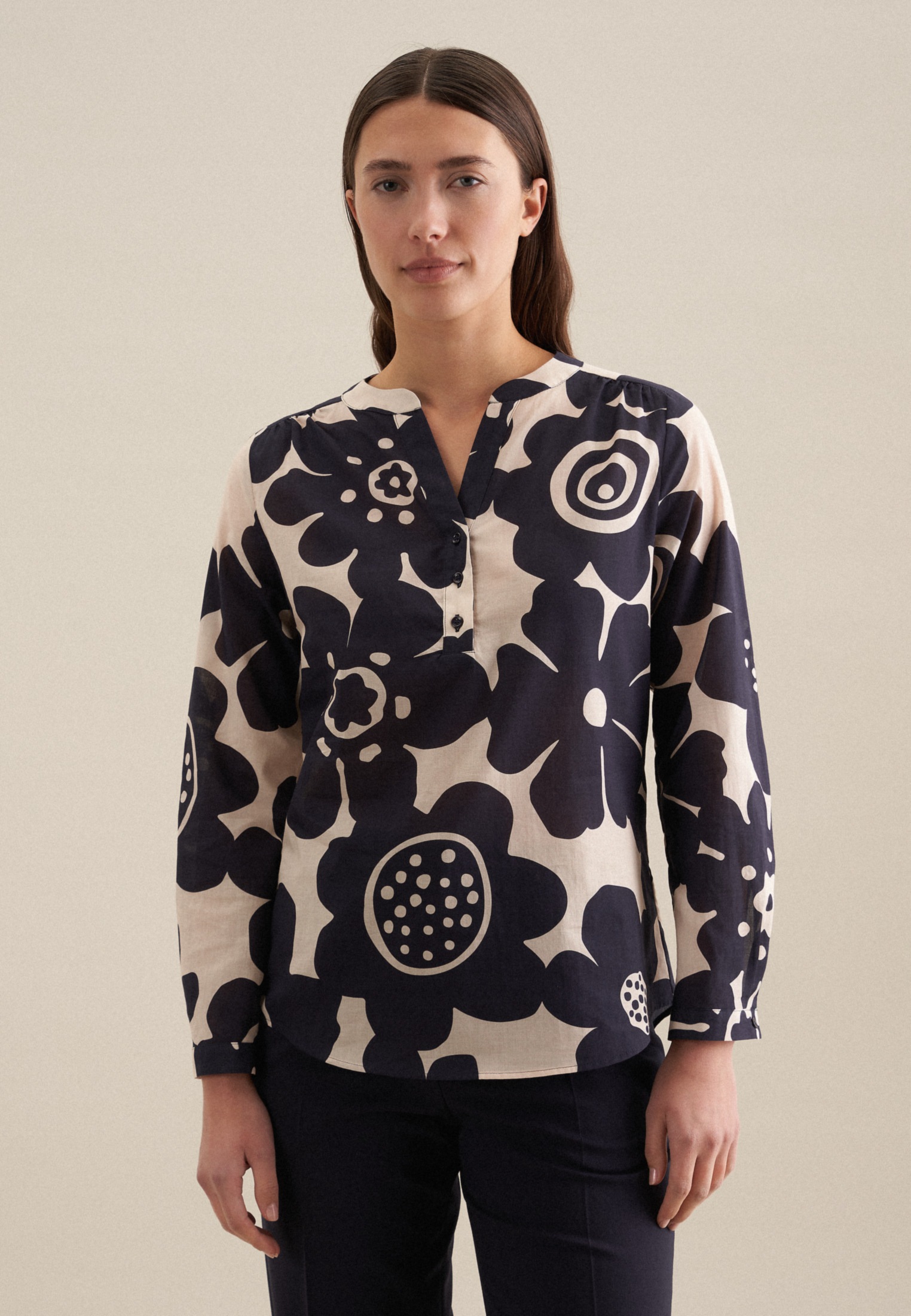 seidensticker Klassische Bluse »Schwarze Rose«, Tunika Floral seidensticker Klassische Bluse »Schwarze Rose«, Tunika Floral von seidensticker