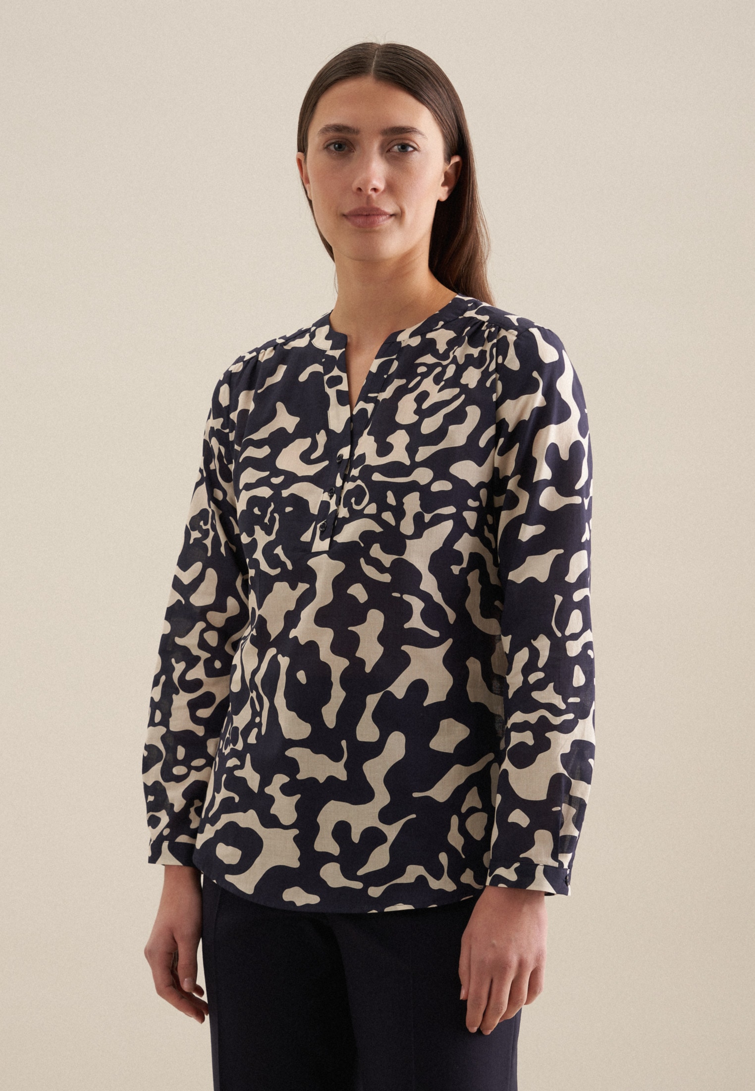 seidensticker Klassische Bluse »Schwarze Rose«, Tunika Animal seidensticker Klassische Bluse »Schwarze Rose«, Tunika Animal von seidensticker