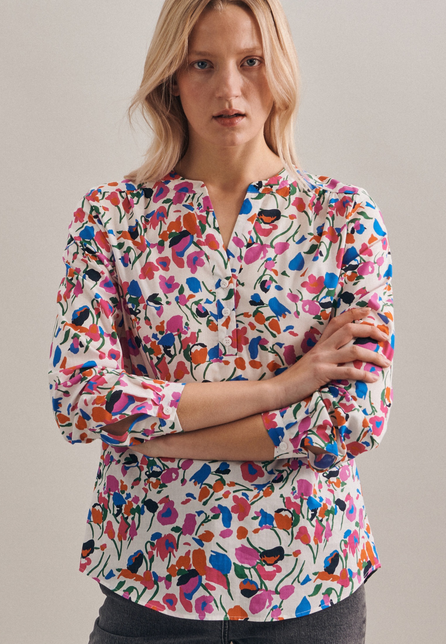 seidensticker Schlupfbluse »Schwarze Rose«, Langarm V-Neck Floral seidensticker Schlupfbluse »Schwarze Rose«, Langarm V-Neck Floral von seidensticker