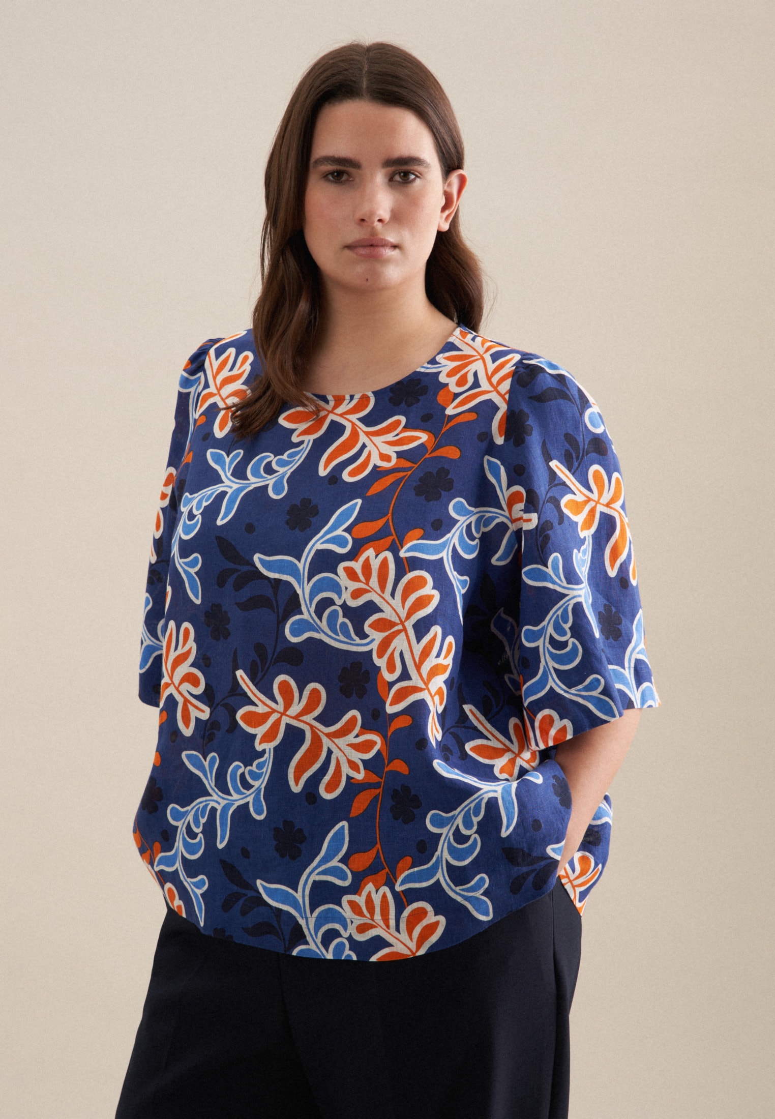 seidensticker Shirtbluse »Schwarze Rose«, Kurzarm Rundhals Druck seidensticker Shirtbluse »Schwarze Rose«, Kurzarm Rundhals Druck von seidensticker