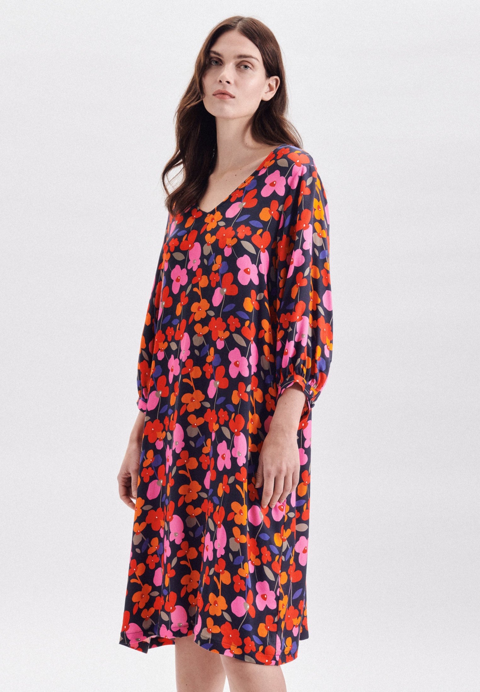 seidensticker Sommerkleid »Schwarze Rose«, 3/4-Arm V-Neck Floral seidensticker Sommerkleid »Schwarze Rose«, 3/4-Arm V-Neck Floral von seidensticker