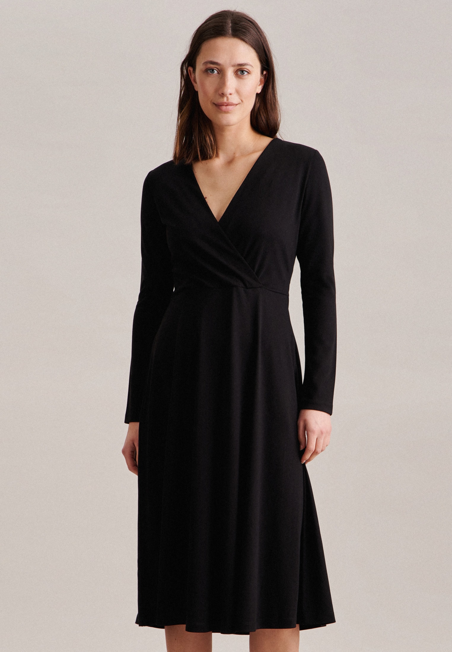 seidensticker Sommerkleid »Schwarze Rose«, V-Neck Uni seidensticker Sommerkleid »Schwarze Rose«, V-Neck Uni von seidensticker