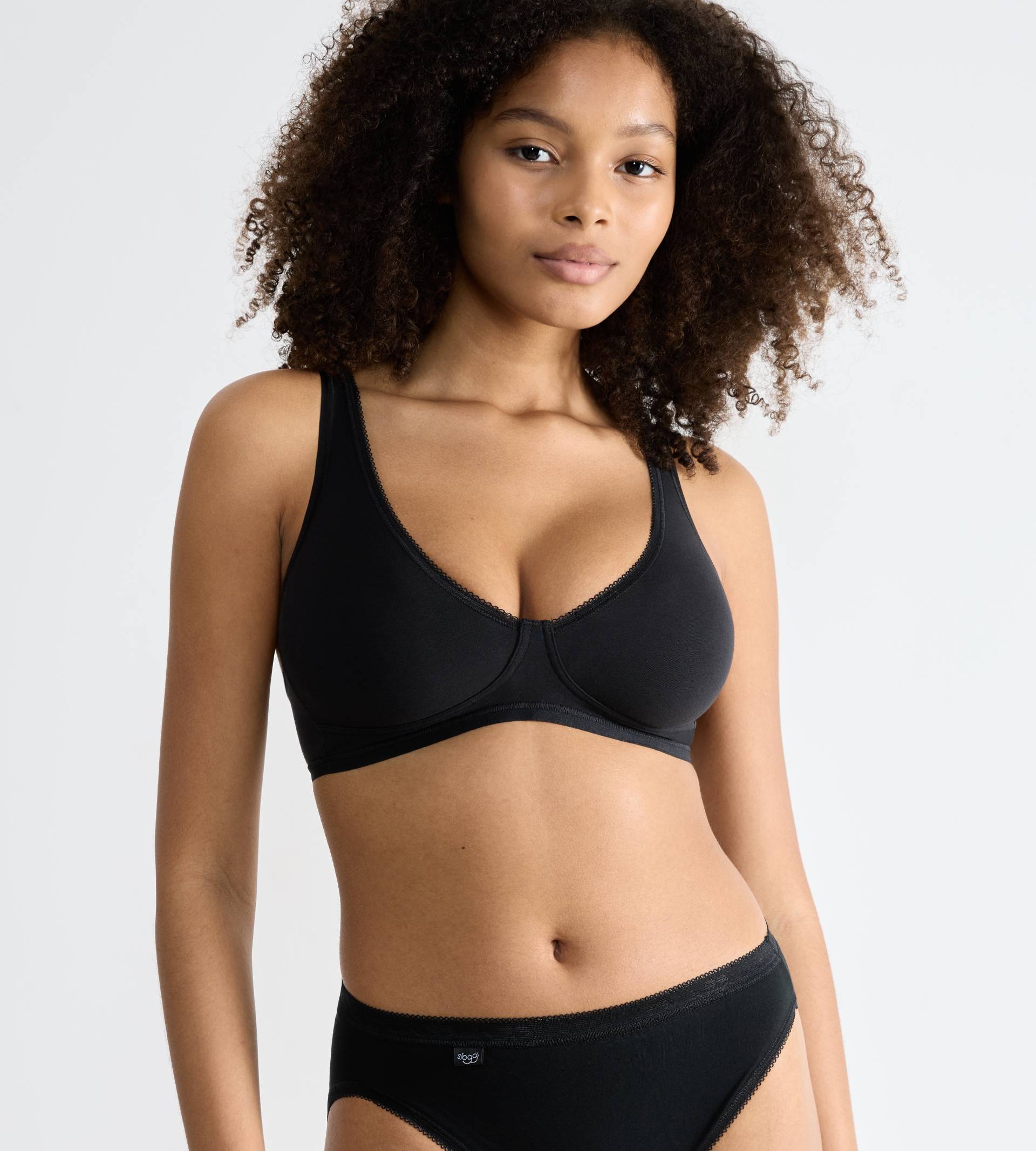 sloggi Bügelloser BH »Basic+ Soft Bra«, perfekter Sitz sloggi Bügelloser BH »Basic+ Soft Bra«, perfekter Sitz von sloggi