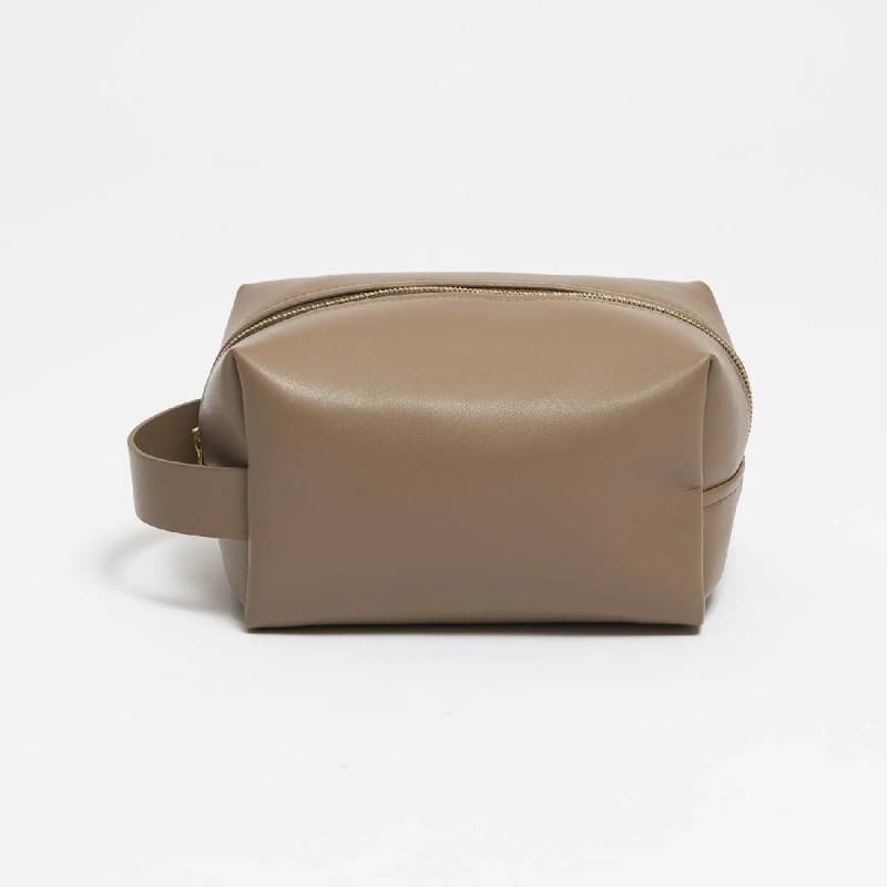 Classic Washbag S - Oleatex Edition, Mocha Brown von souleway