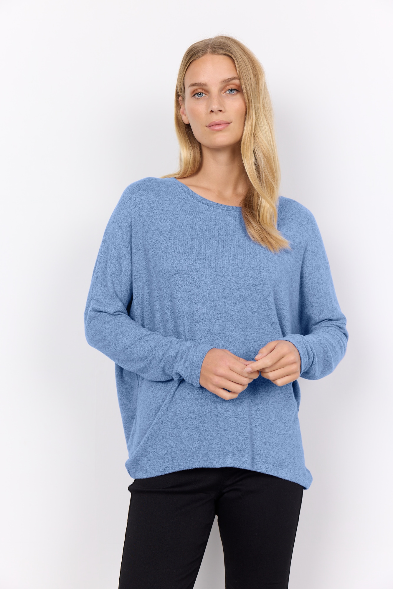 soyaconcept Rundhalsshirt »SC-BIARA 1«, bequemer Pullover, elastische Viskose-Qualität in melierter Optik von soyaconcept