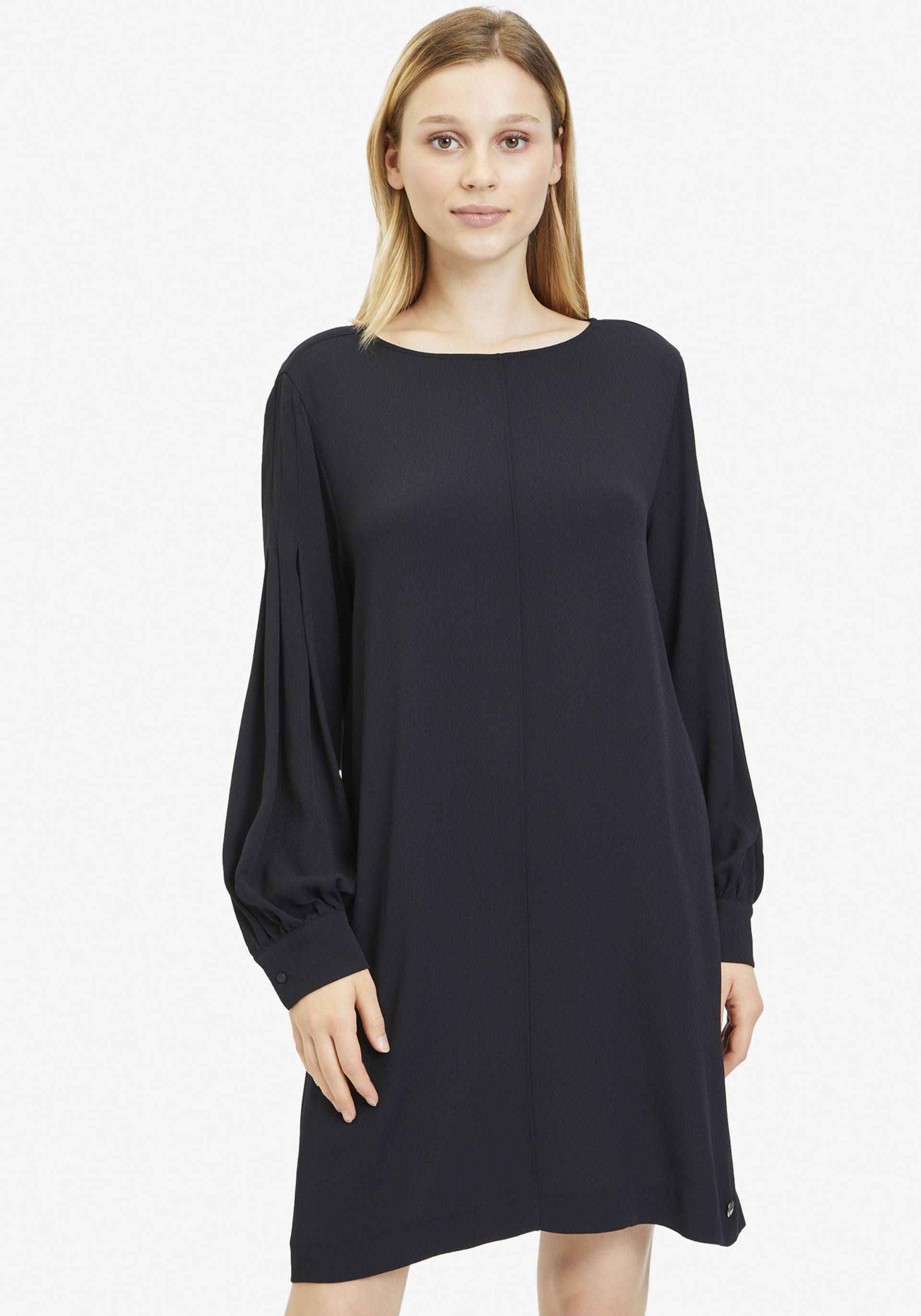 Tamaris A-Linien-Kleid, mit Rundhalsausschnitt- NEUE KOLLEKTION Tamaris A-Linien-Kleid, mit Rundhalsausschnitt- NEUE KOLLEKTION von tamaris