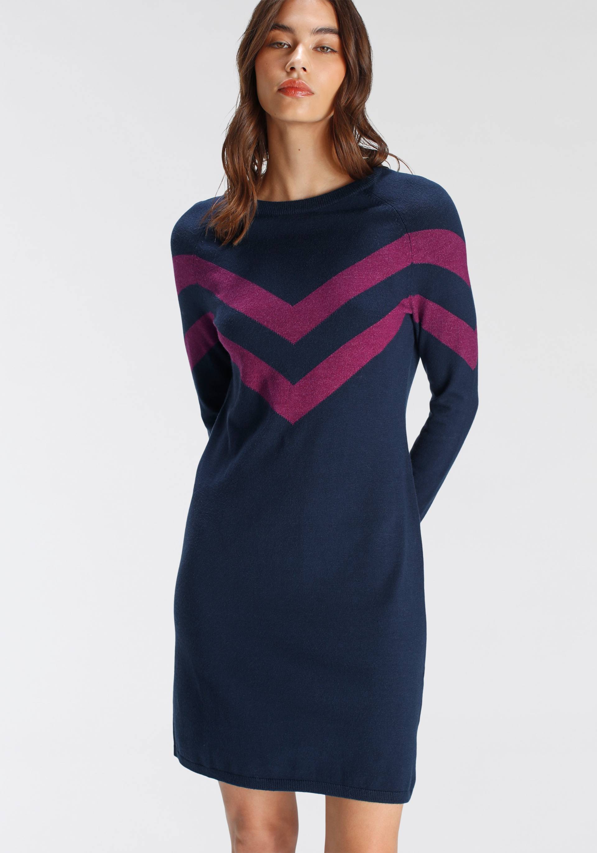 Tamaris Strickkleid, legerer Look, aus Viskosemischung, lange Raglanärmel Tamaris Strickkleid, legerer Look, aus Viskosemischung, lange Raglanärmel von tamaris