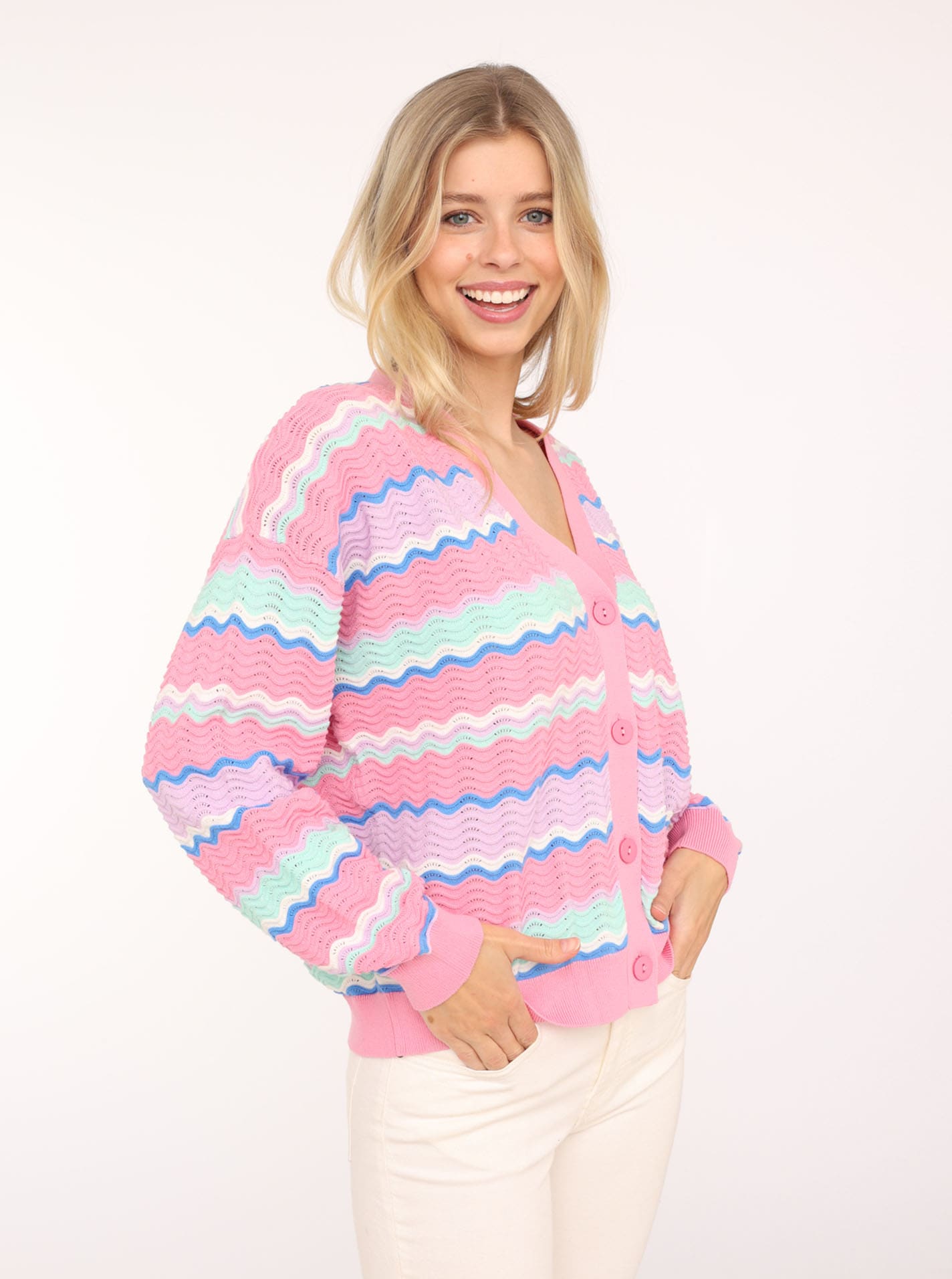 Zwillingsherz Strickjacke »"Streifen Wellen"«, Mit unifarbenen Bündchen Zwillingsherz Strickjacke »"Streifen Wellen"«, Mit unifarbenen Bündchen von zwillingsherz